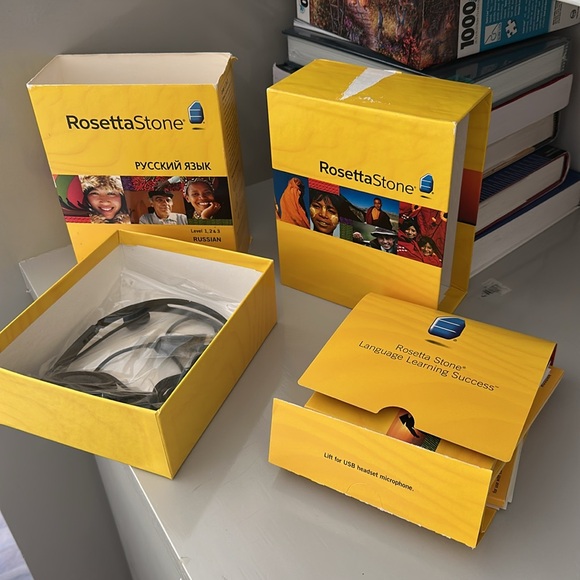 Russian Language Software - Yellow - Picture 2 of 4